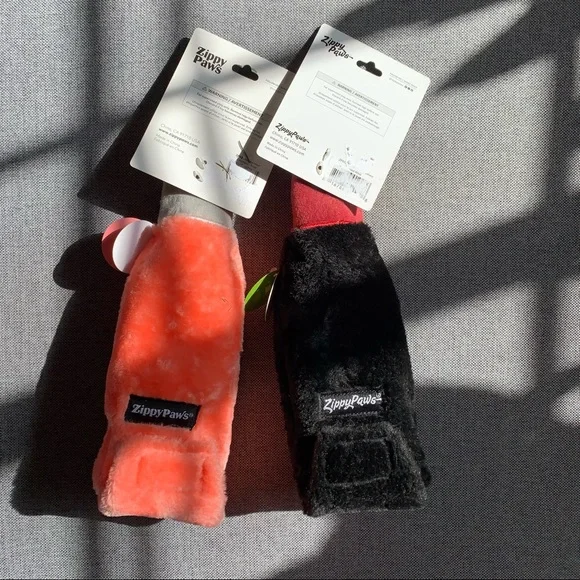 NWT zippy paws Rose & Merlot Happy Hour Crusherz Dog Toys - Picture 8 of 9